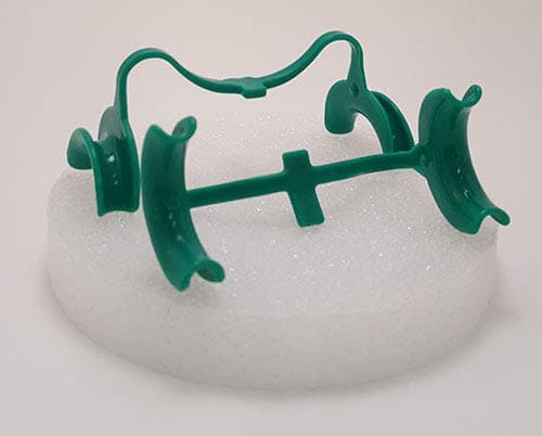 EX-9008-S Disposable Cheek Retractors Size Small Green in Color 10/pk