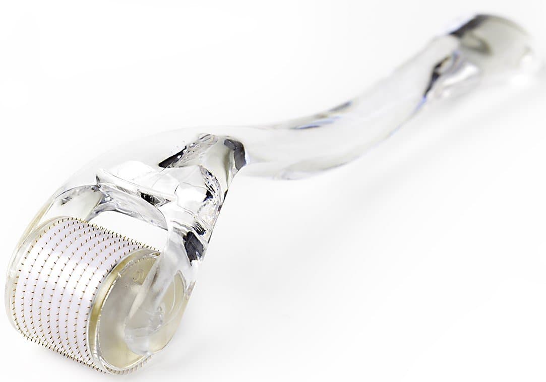 Derma Roller - 540 Titanium Microneedles 0.25mm - Includes Storage Case