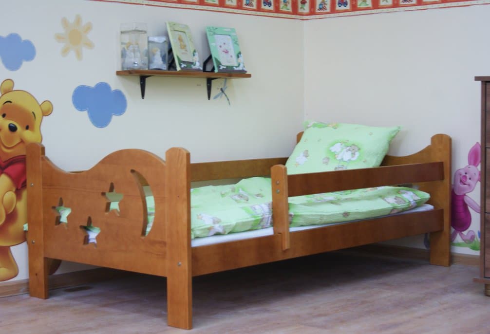 Camila Moon & Stars Toddler Bed Alder & Safety Foam Mattress