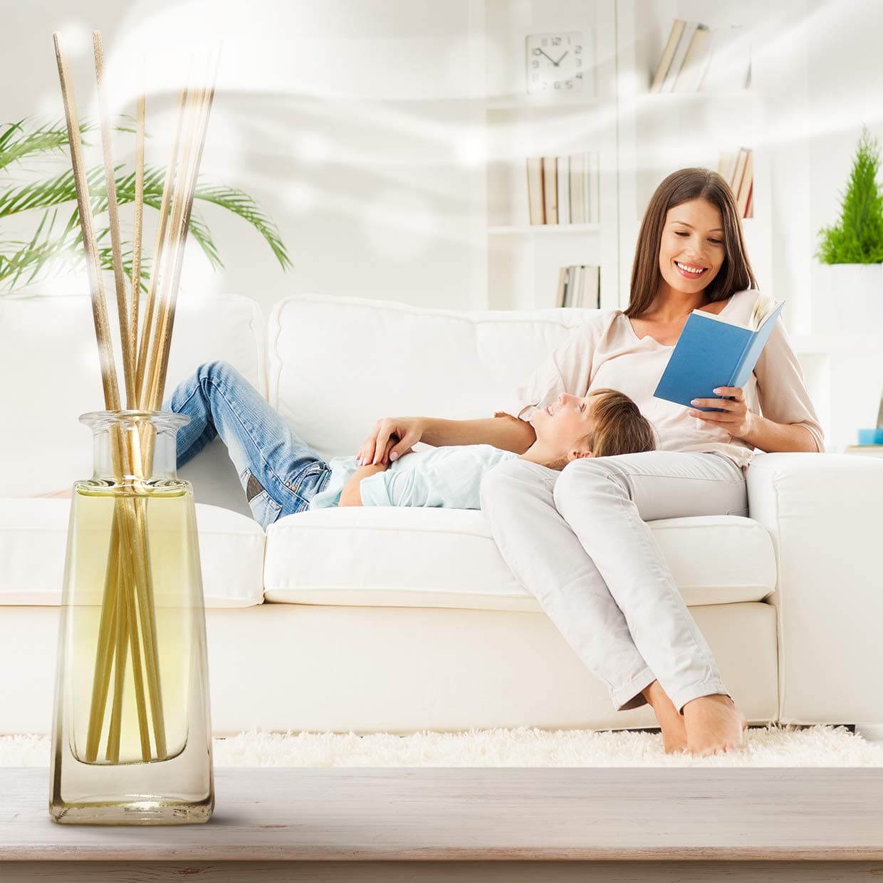 AROMATIKA Reed Diffuser with Natural Essential Oil Lavender 3.4 Fl Oz - Lavanda Diffuser - Scented Reed Diffuser - Gift Set w/Bamboo Sticks - Best for Aromatherapy - Home - Office - Fitness