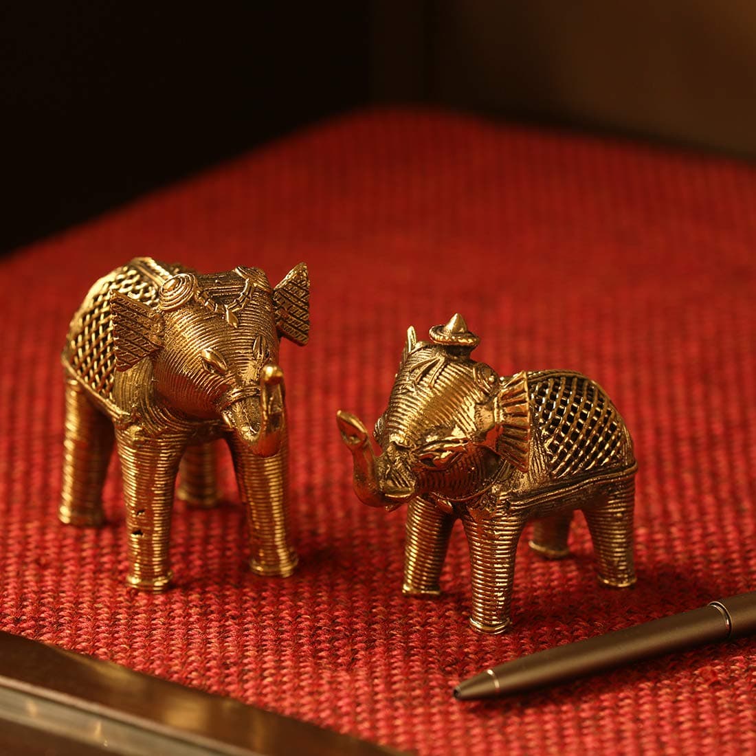 ExclusiveLaneGolden Elephants' Handmade Brass Decorative Living Room Miniature Showpieces (Set of 2)