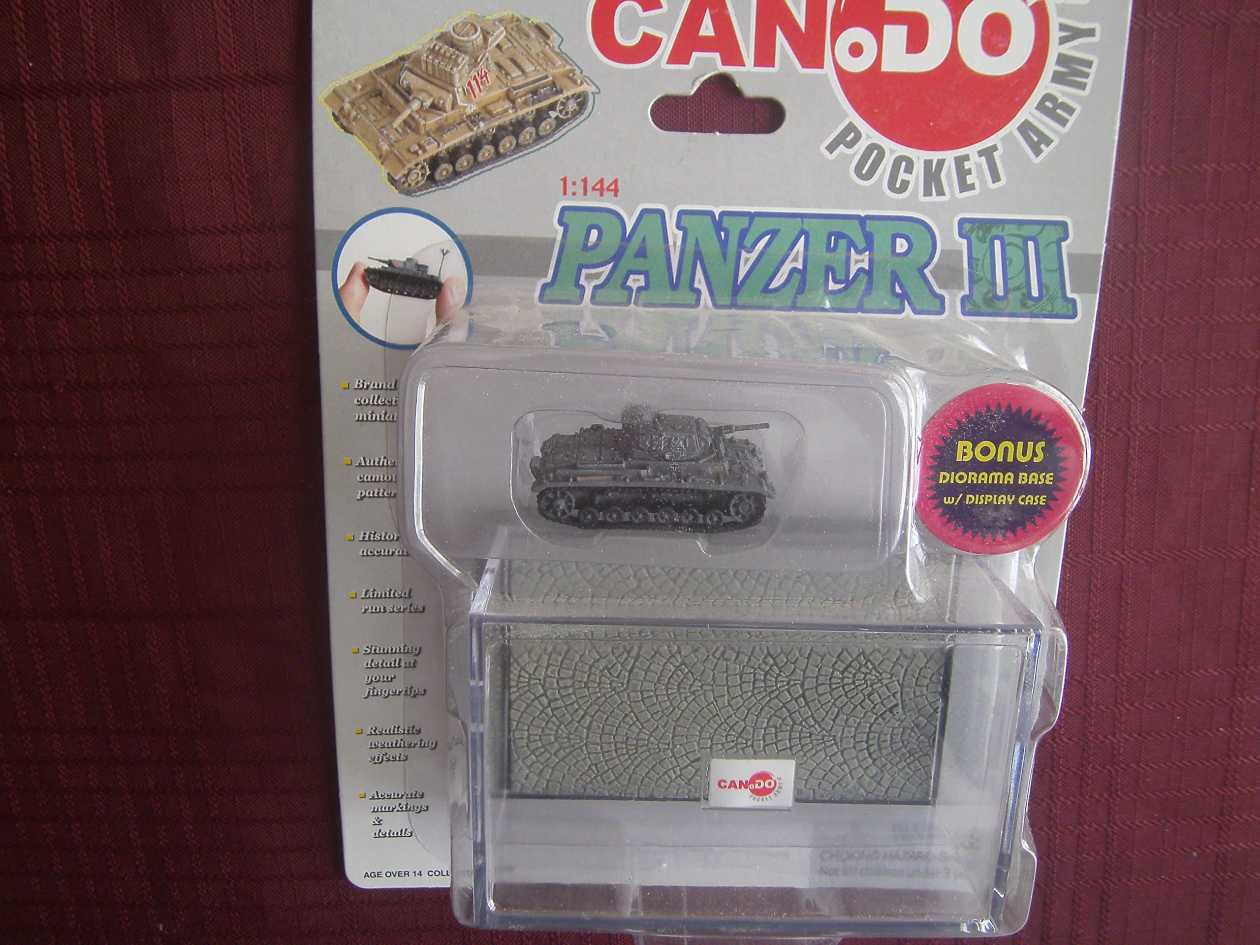 Canodo pocket Army1/144 scale WWII German Panzer III Ausf f 3.Pz div France 1940