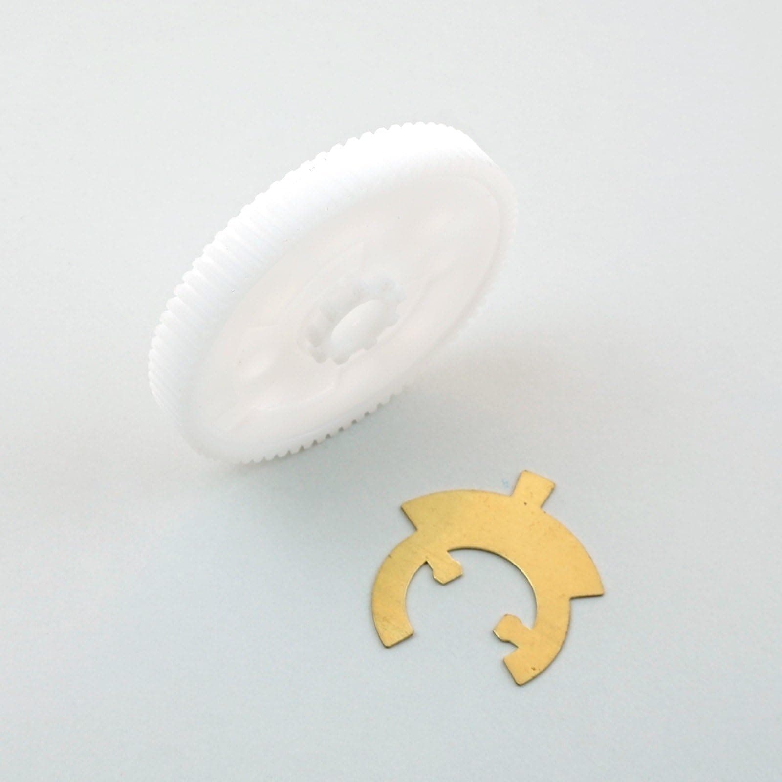 Bross Auto Parts BGE548 Rear Window Wiper Motor Repair Gear with Metal Compatible With Range Rover Land Rover Outer Diameter 53.15 mm 74 Teeth