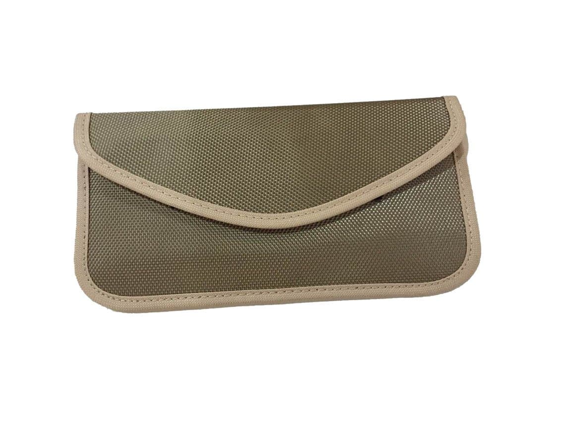 Anti-radiation Bag Pouch Radiation Interferen Shield Bag for iphone Cell Phone No Singal Shielding Bag (khaki)