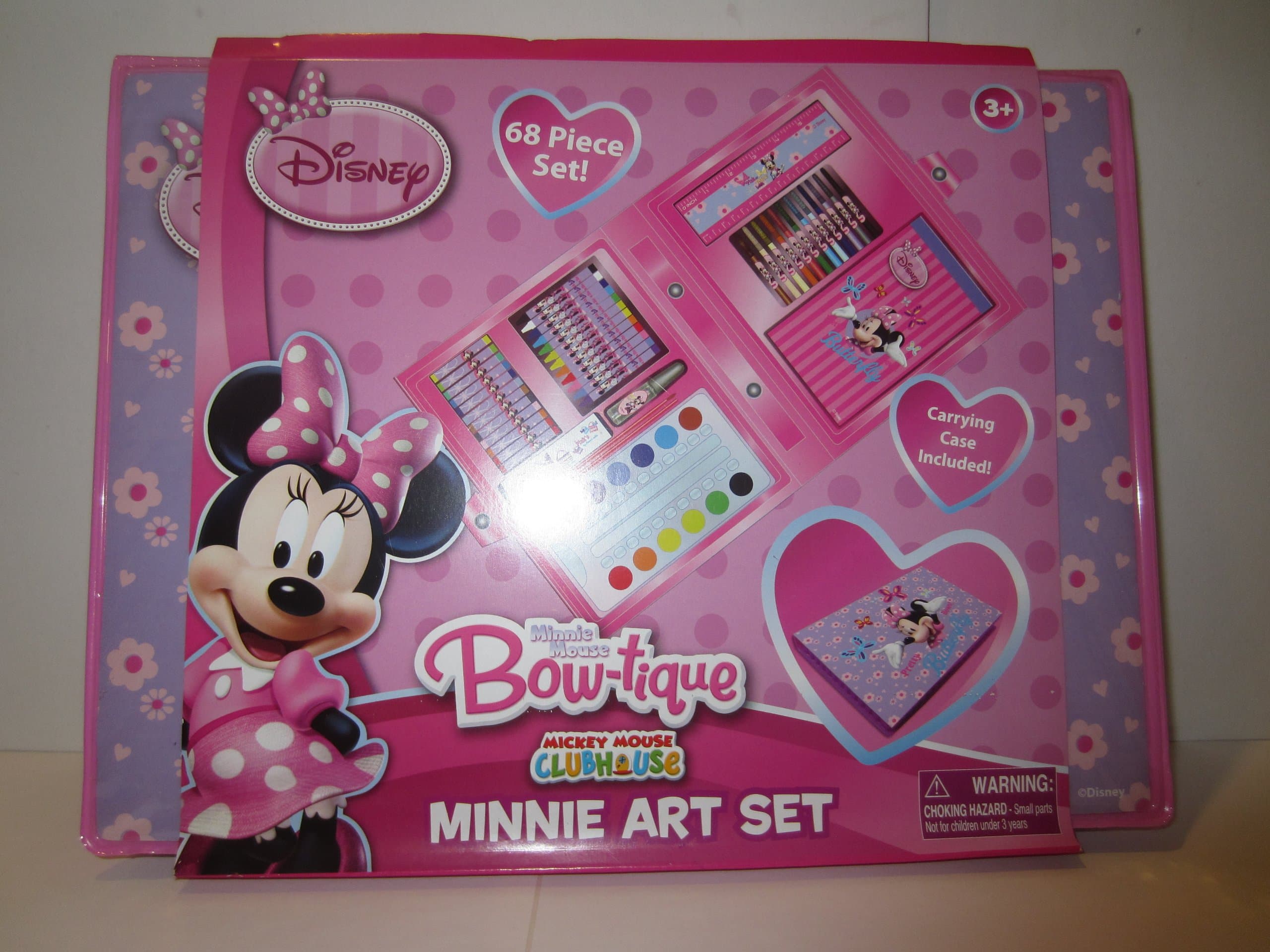 Disney Minnie Mouse Bow-tique 68 Piece Art Set