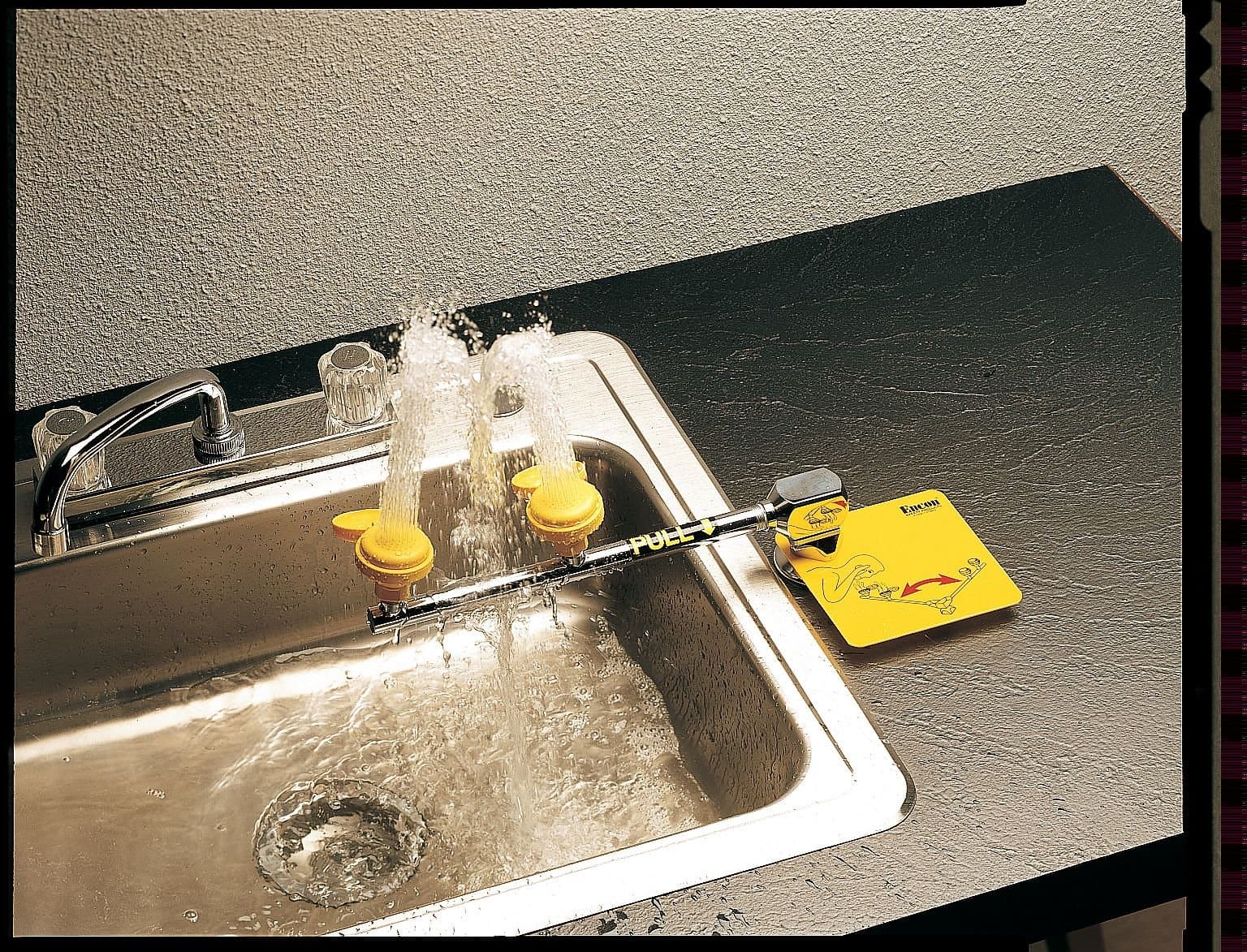 Encon 01040128 Swing-Away Countertop Eyewash, Arm Length; 10.5"